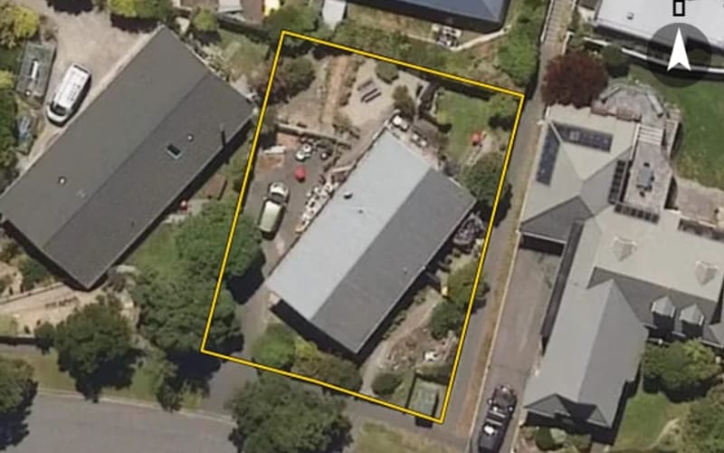 221 Larnach Road