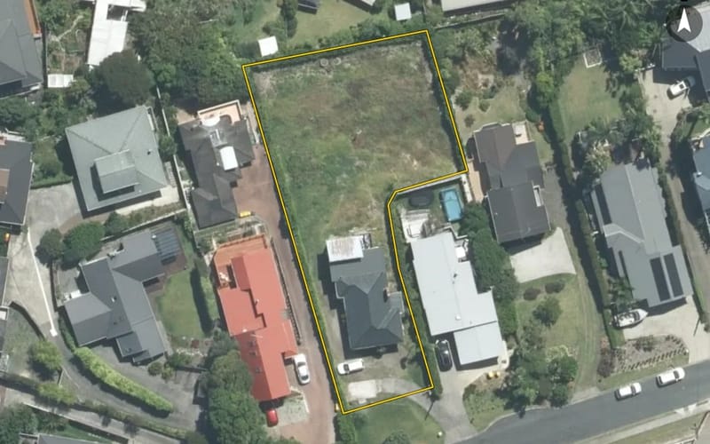 10 Braemar Road