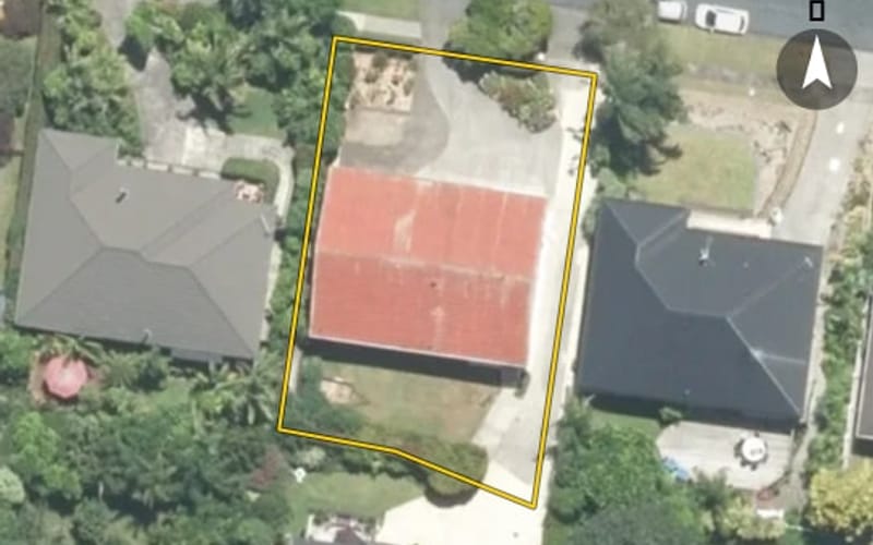 14 Hamlet Place
