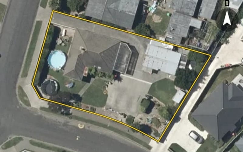 2 Shackleton Street