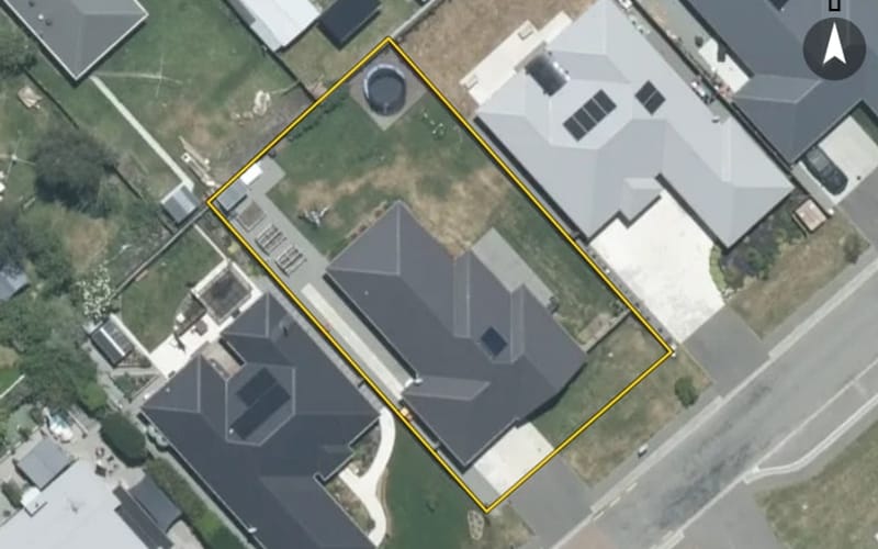 31 Geoff Geering Drive