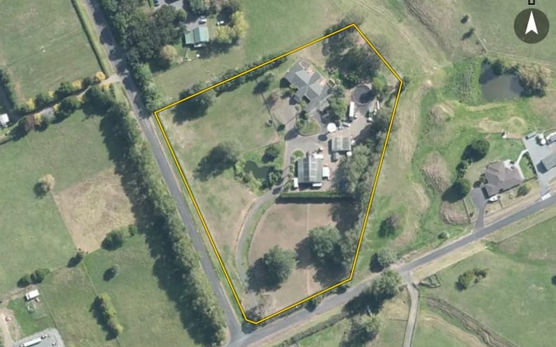 2 Ewen Place