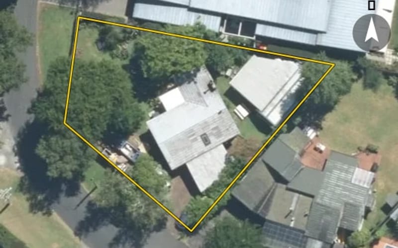 11 Glengarry Avenue