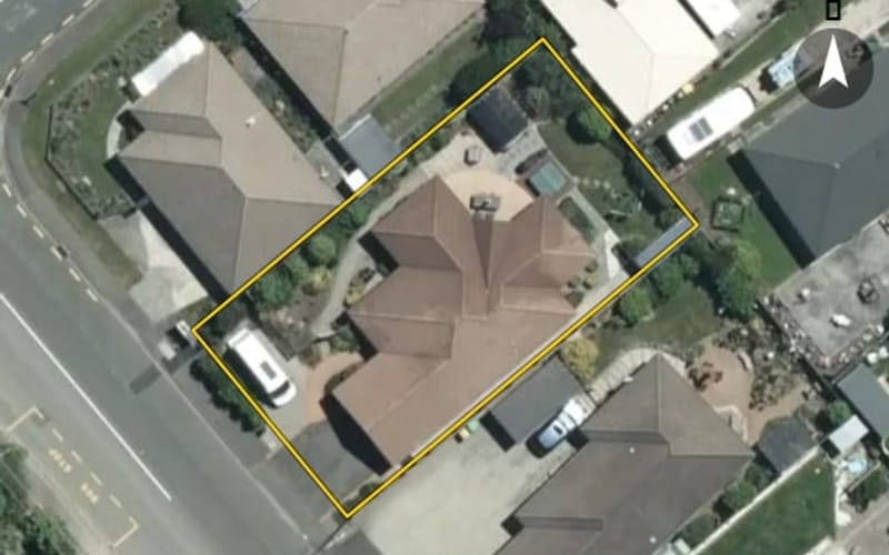 127 Saxton Road East