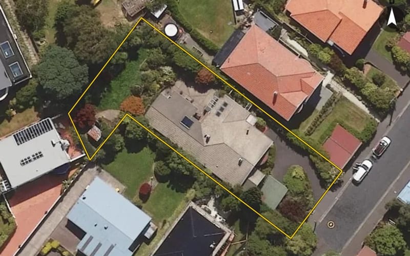 1 Pollock Street