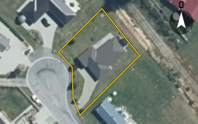 8 Hector Close