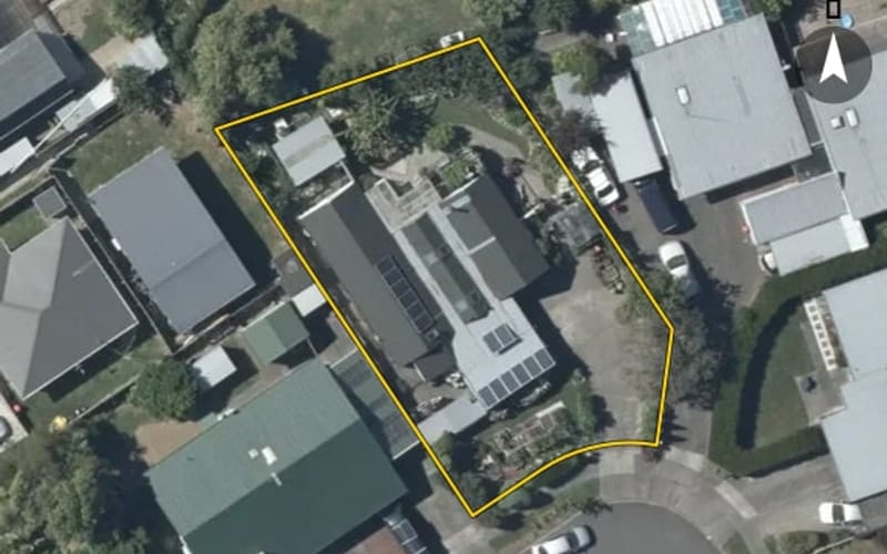 3 Bowen Place
