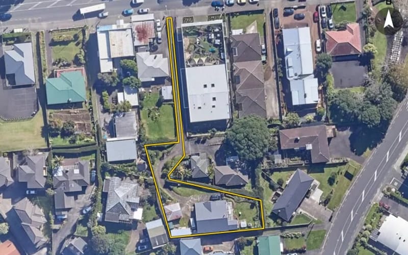 525 Mount Albert Road