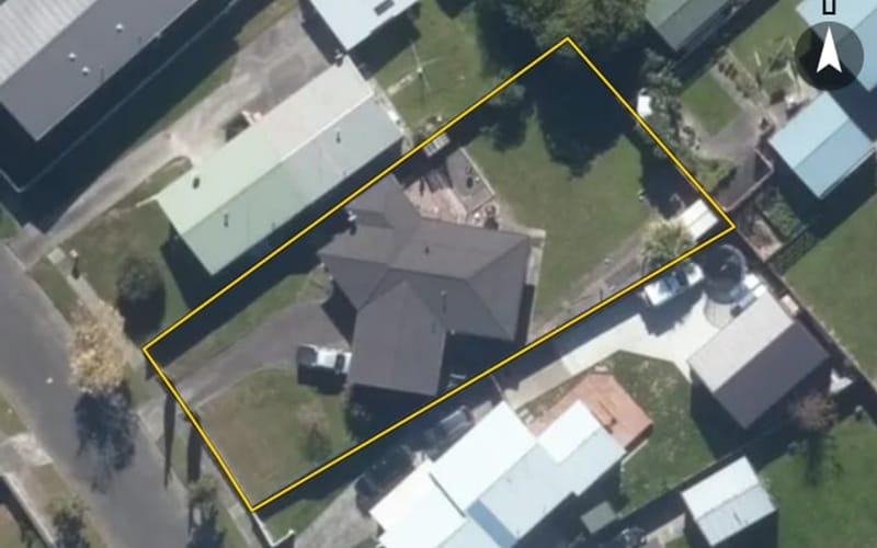 69 Lockhart Avenue