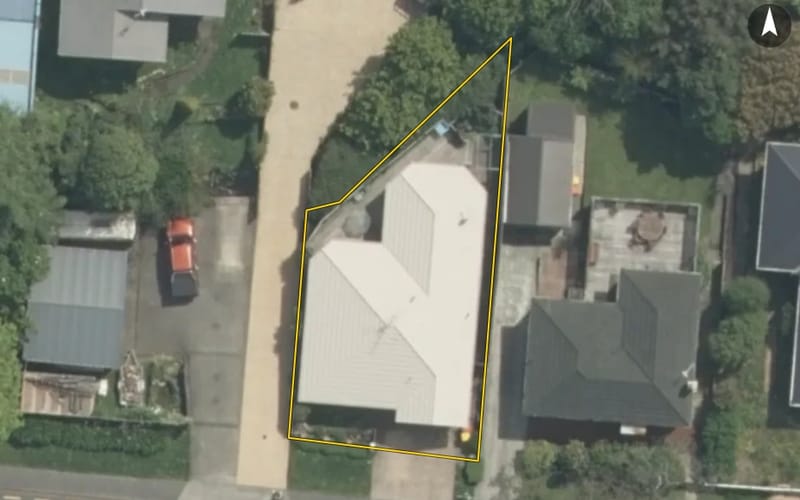 10 Lyndhurst Road