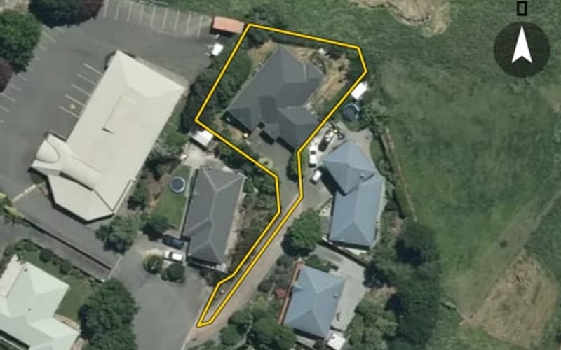 14A Burrough Place