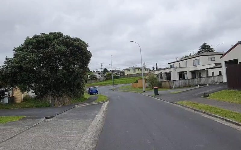 3A Charlenne Close