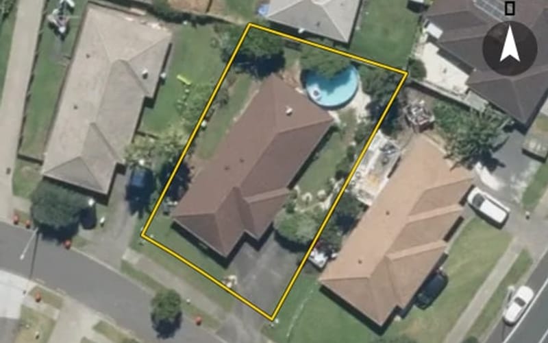 3 Riechelmann Court