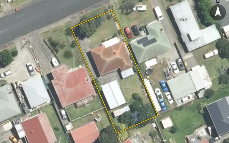 28 Clayton Road
