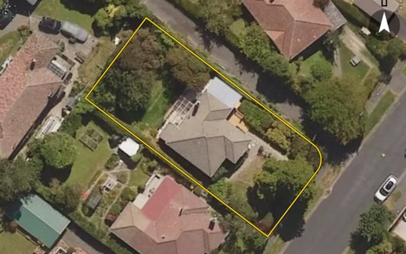 11 Greenhill Avenue