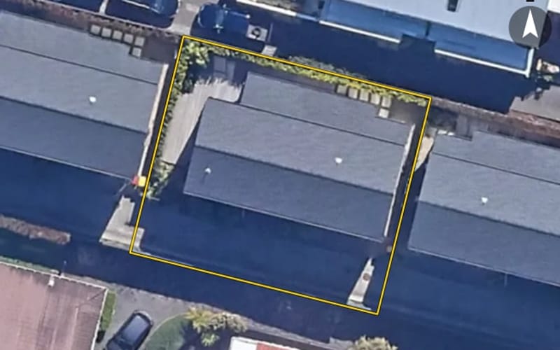 13B Queensway