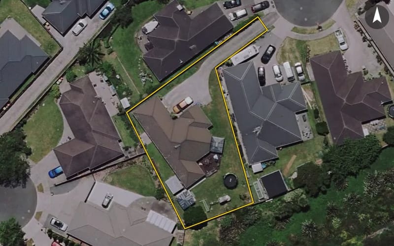 12 Eliza Place