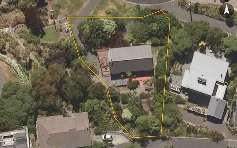 83 Cliffs Road