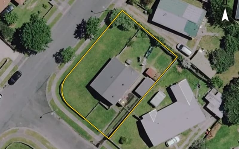 2 Breidis Place