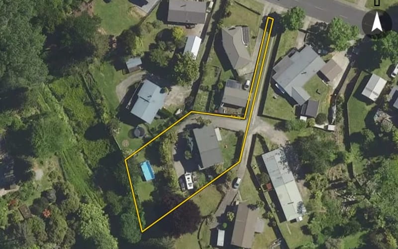 38 Pandora Avenue