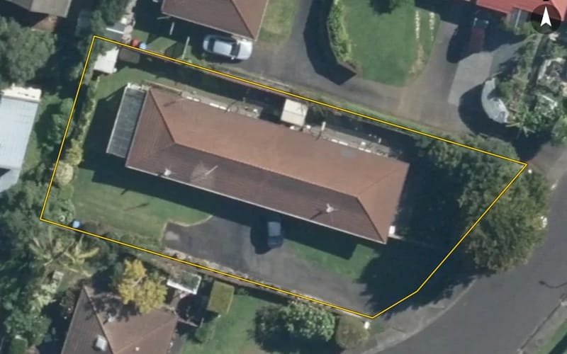 1/11 Monaco Place