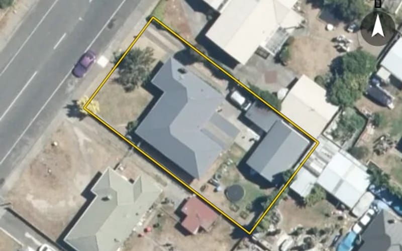 14 Caernarvon Drive