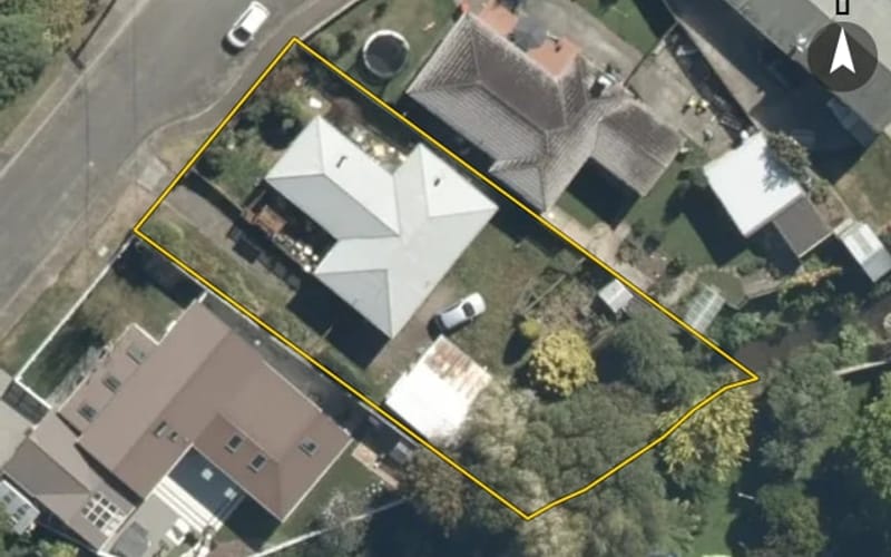 6 Molloys Road