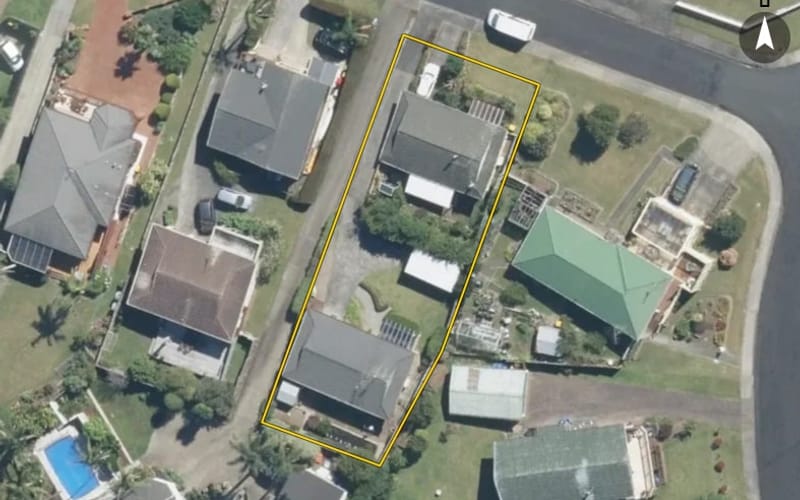 1/4 Eagle Place
