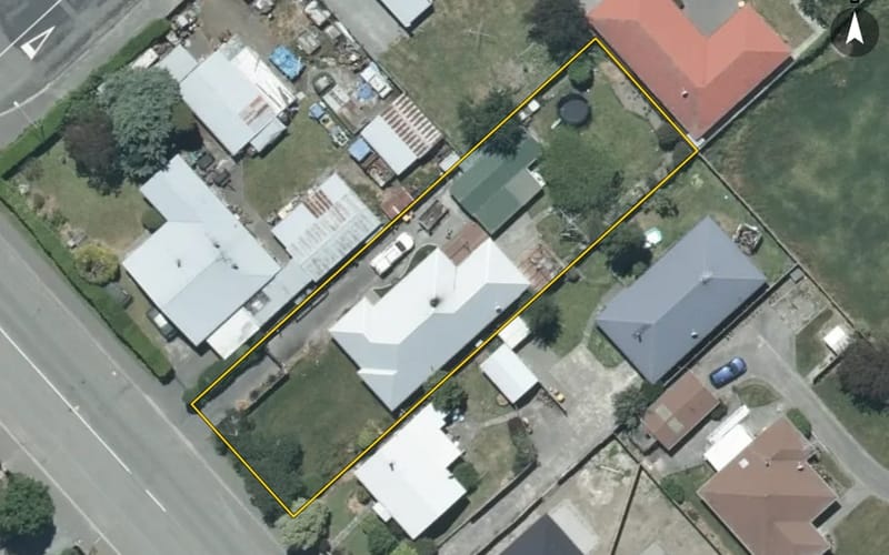 51 Beach Road