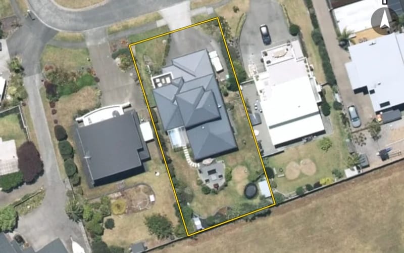 14 Columbia Crescent
