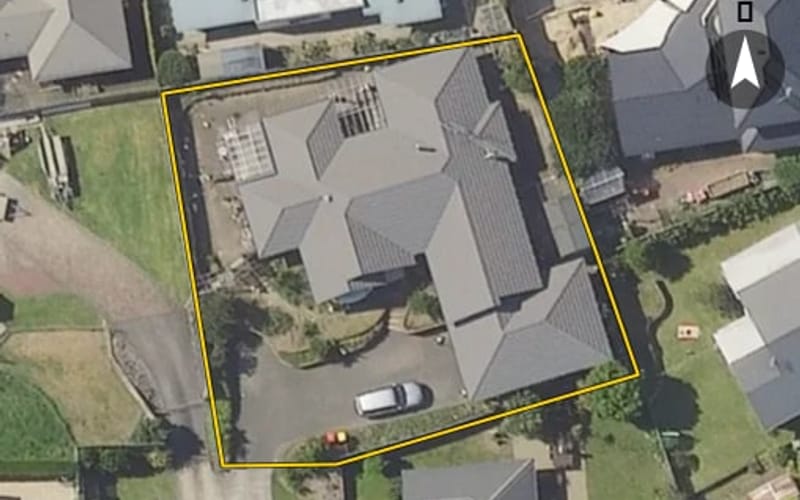 8 Lanark Place
