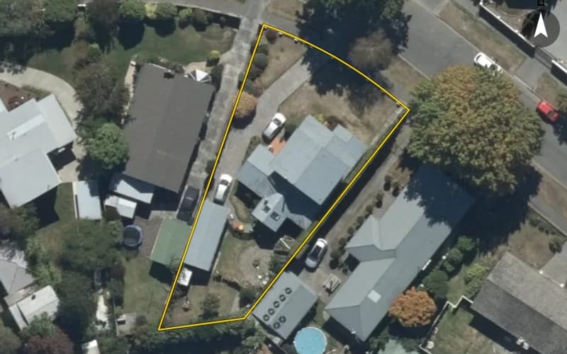 42 Burnside Crescent