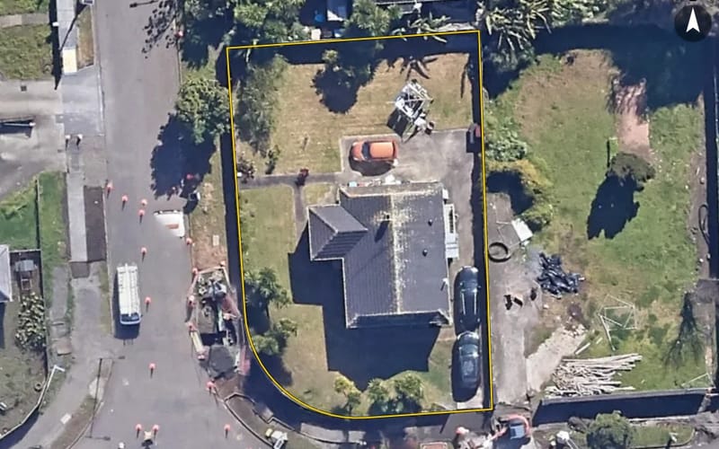 1 Hull Place