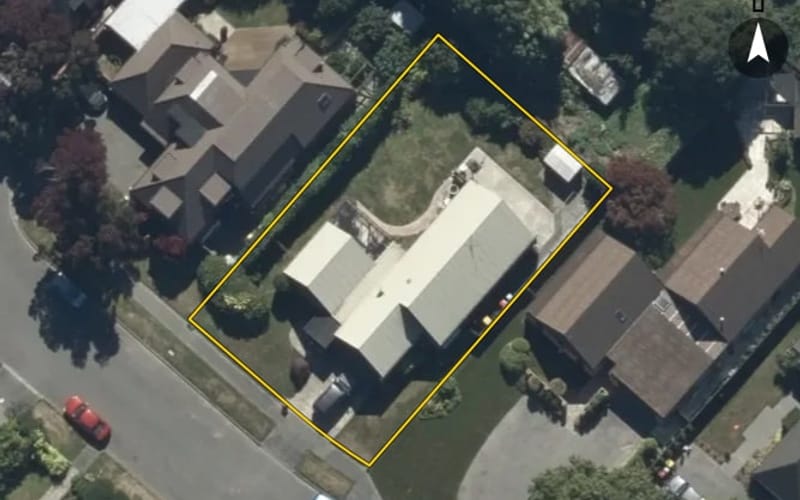 14 Thurlestone Place