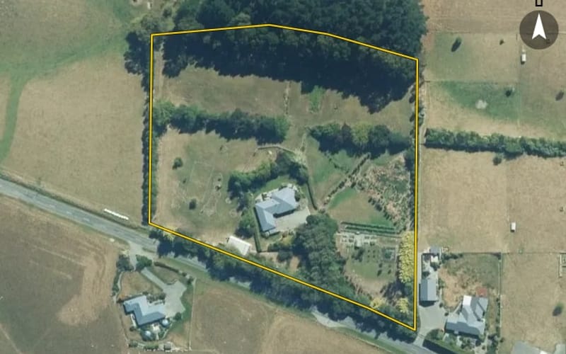 704 Landsborough Road