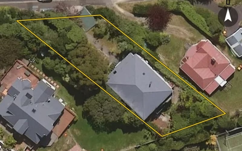14 Strathmore Crescent