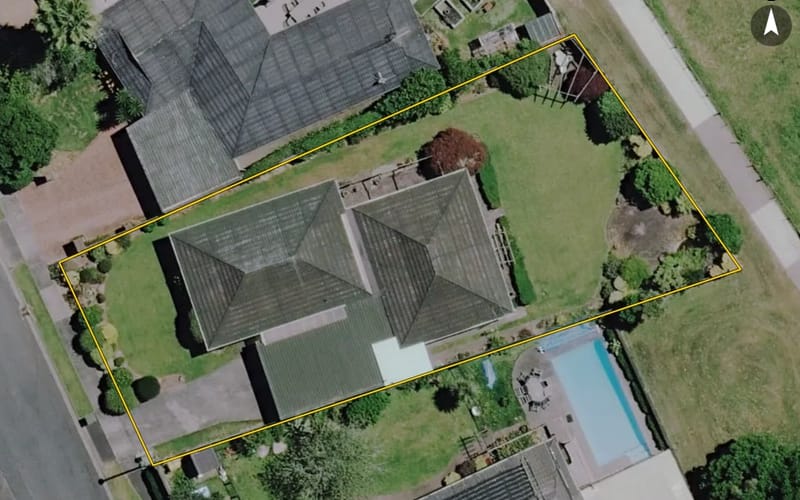 12 McInnes Place
