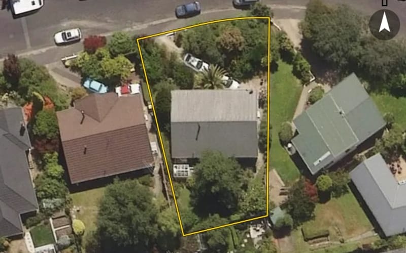 39 Pioneer Crescent