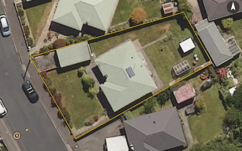 6 Rockside Road