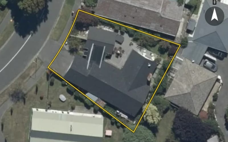 10 Tudor Avenue