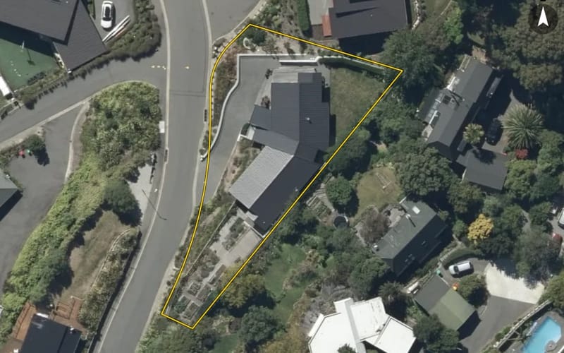 14 Kiteroa Place