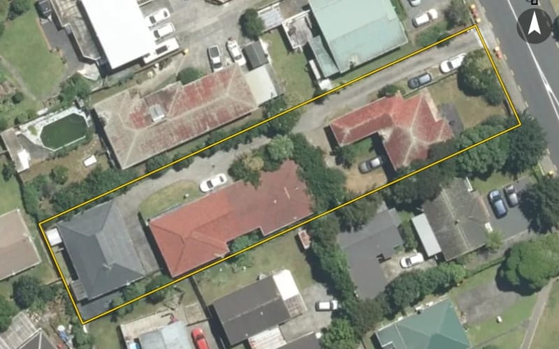 2/13 Selwyn Road