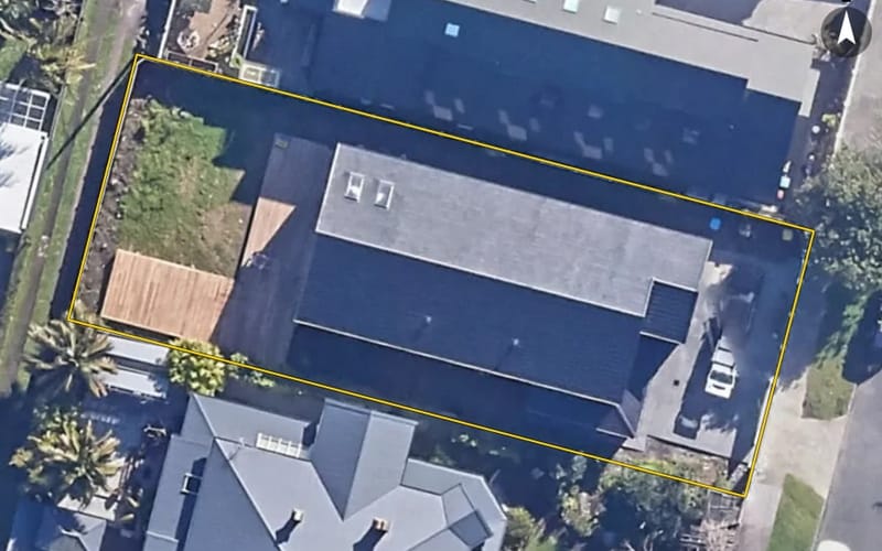 9 Woodford Road