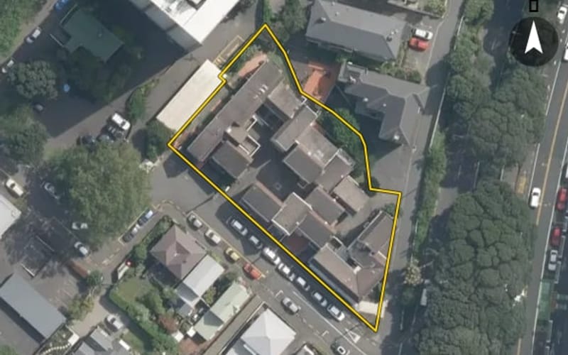 2 Stowe Hill