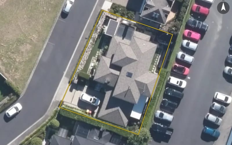 8 St Andrews Way
