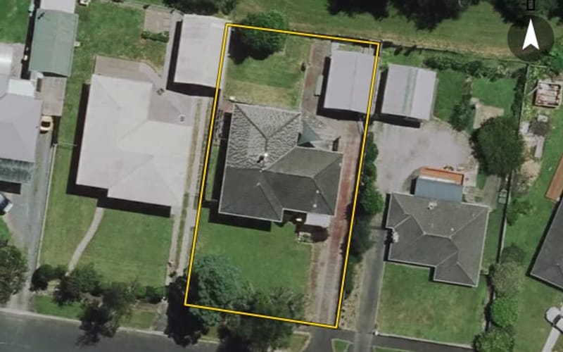69 Montgomery Crescent