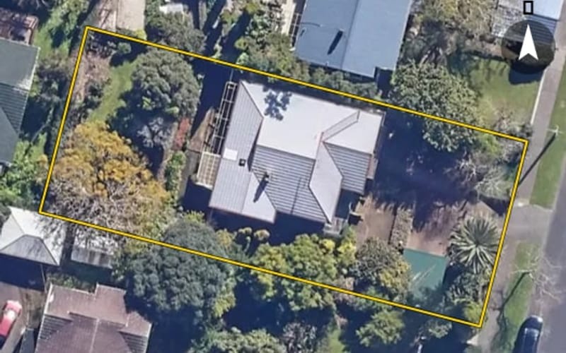 12 Heywood Crescent