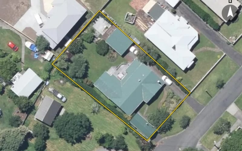 8 Rawhiti Place