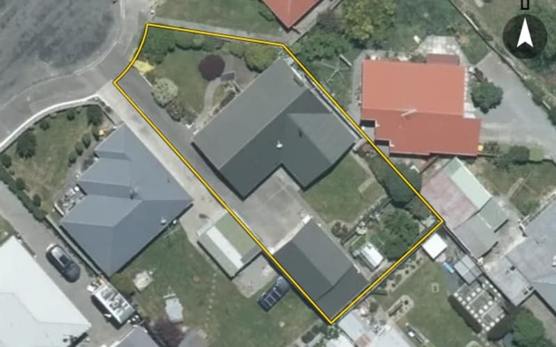 8 Reddecliffe Crescent