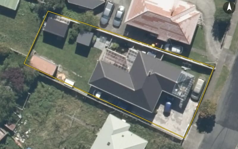 49 Hewer Crescent